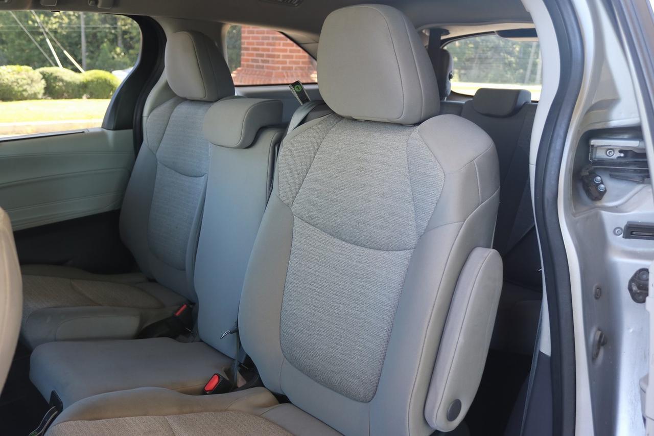2023 Toyota Sienna LE Fredericksburg VA