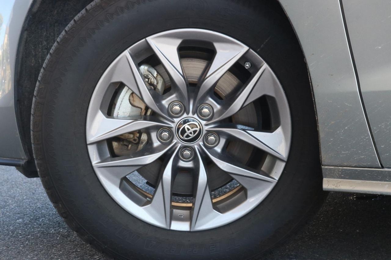 2023 Toyota Sienna LE Fredericksburg VA