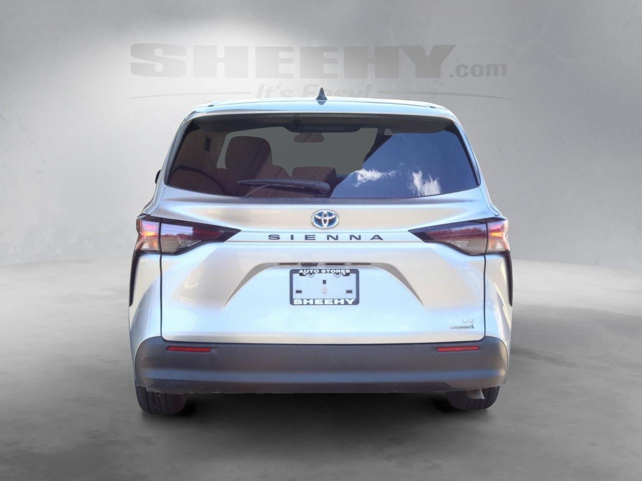 2023 Toyota Sienna LE Fredericksburg VA