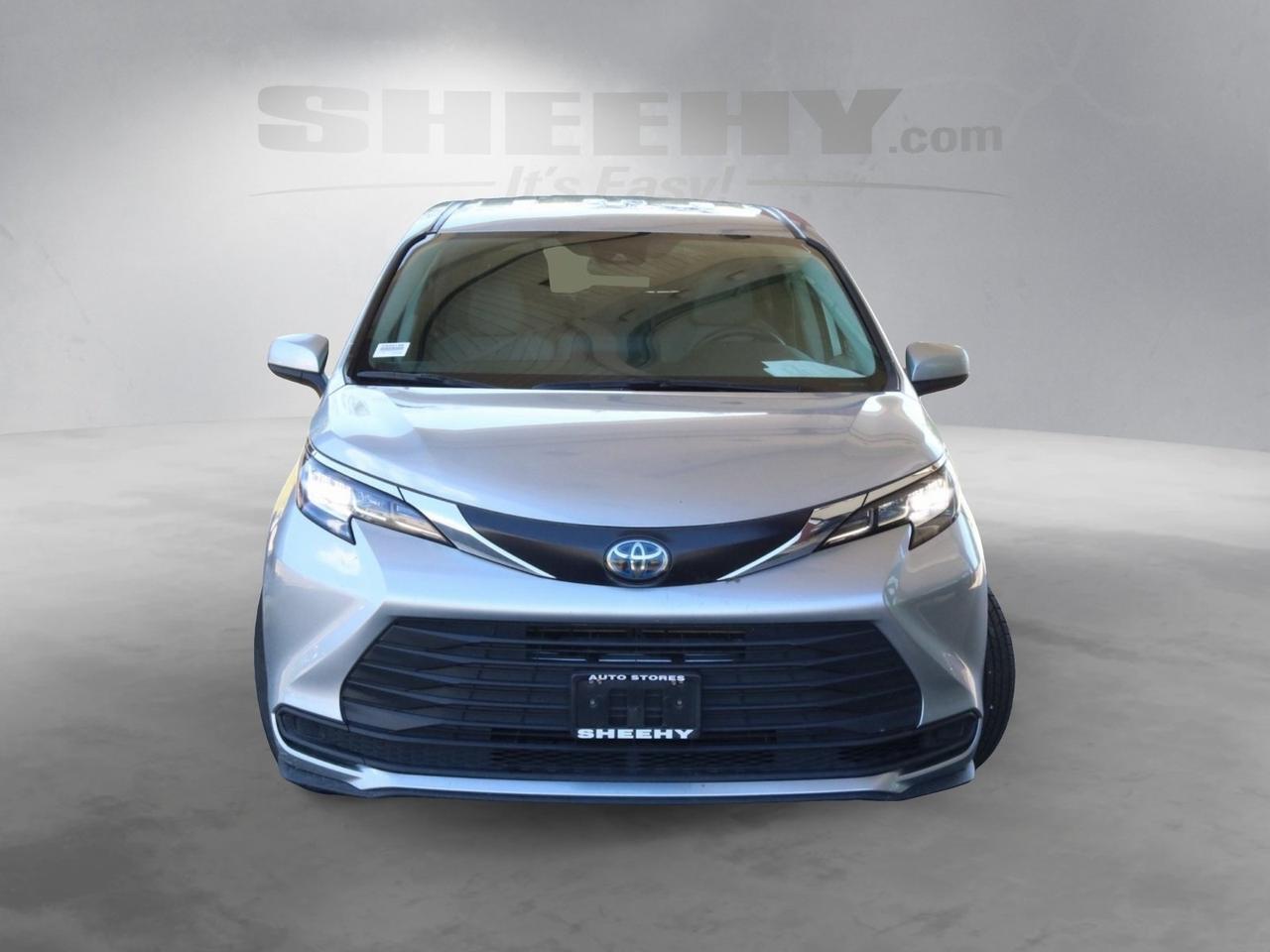 2023 Toyota Sienna LE Fredericksburg VA