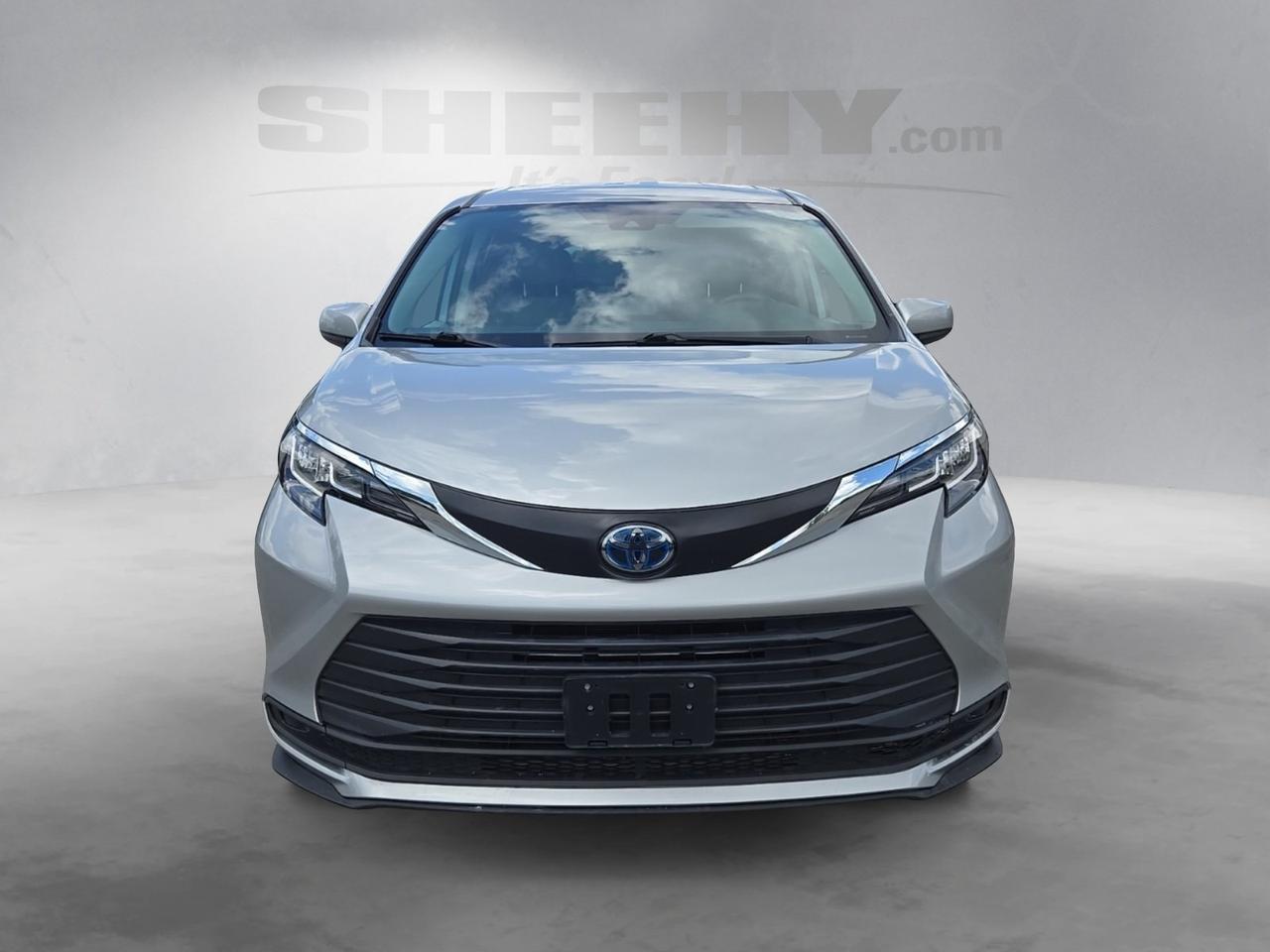 2023 Toyota Sienna LE Waldorf MD
