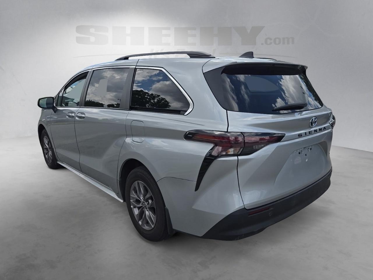 2023 Toyota Sienna LE Waldorf MD