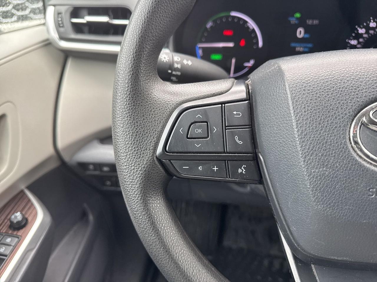 2023 Toyota Sienna LE Warrenton VA