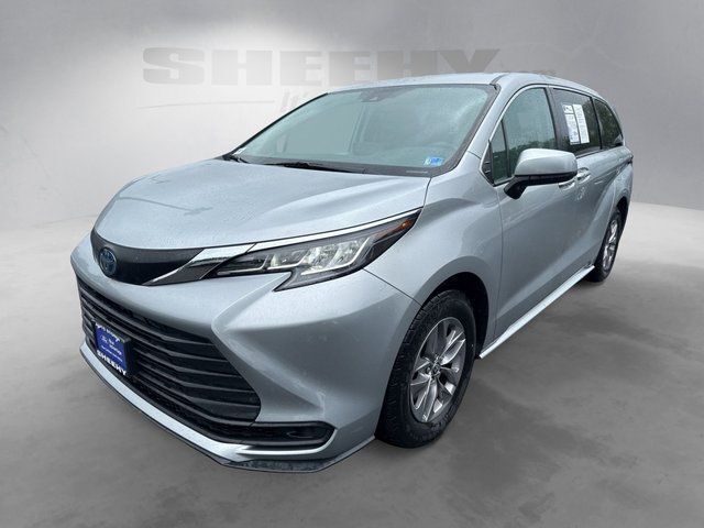 2023 Toyota Sienna LE Warrenton VA