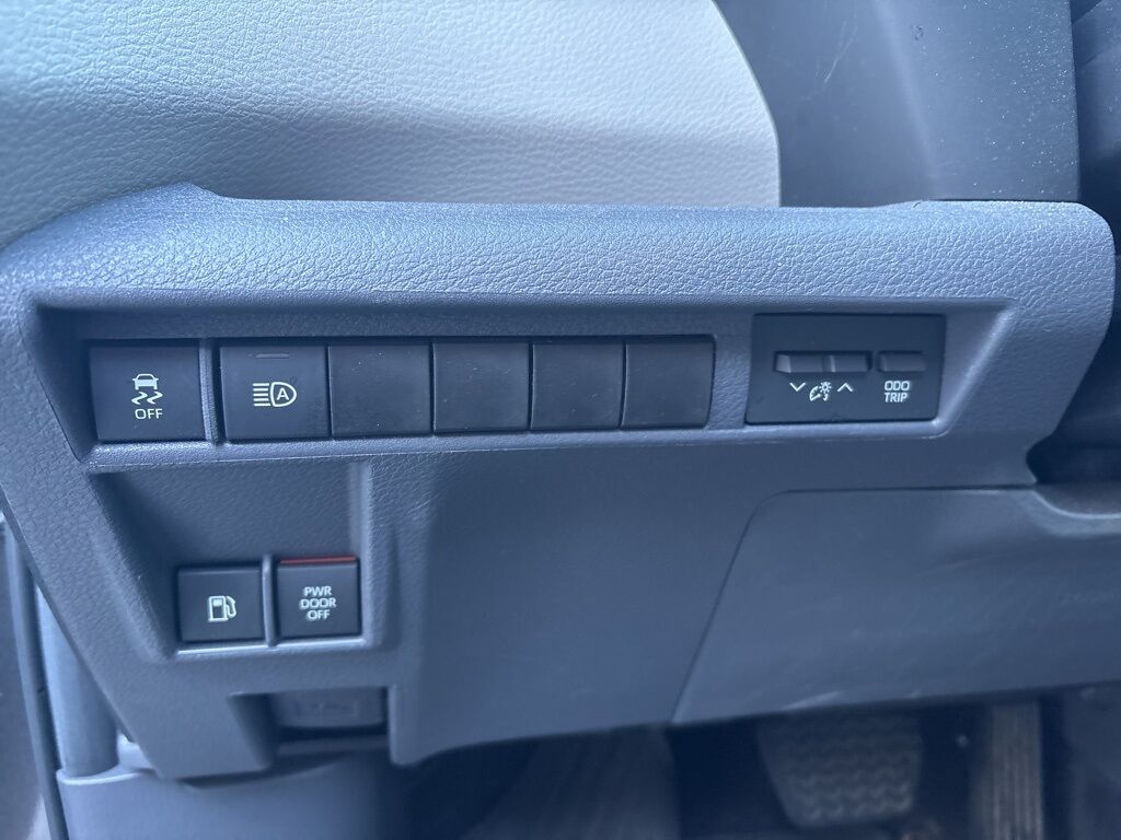 2023 Toyota Sienna LE Cockeysville MD