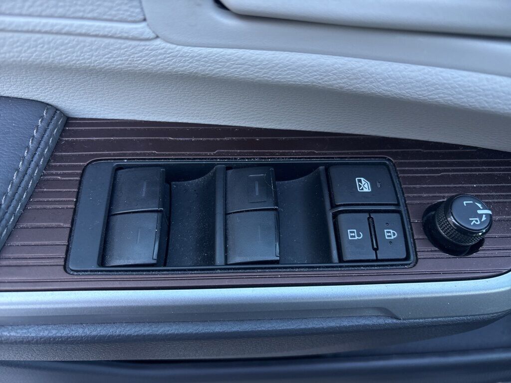 2023 Toyota Sienna LE Cockeysville MD