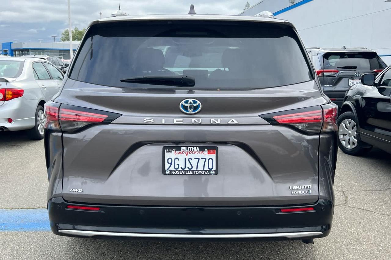 2023 Toyota Sienna Limited Roseville CA