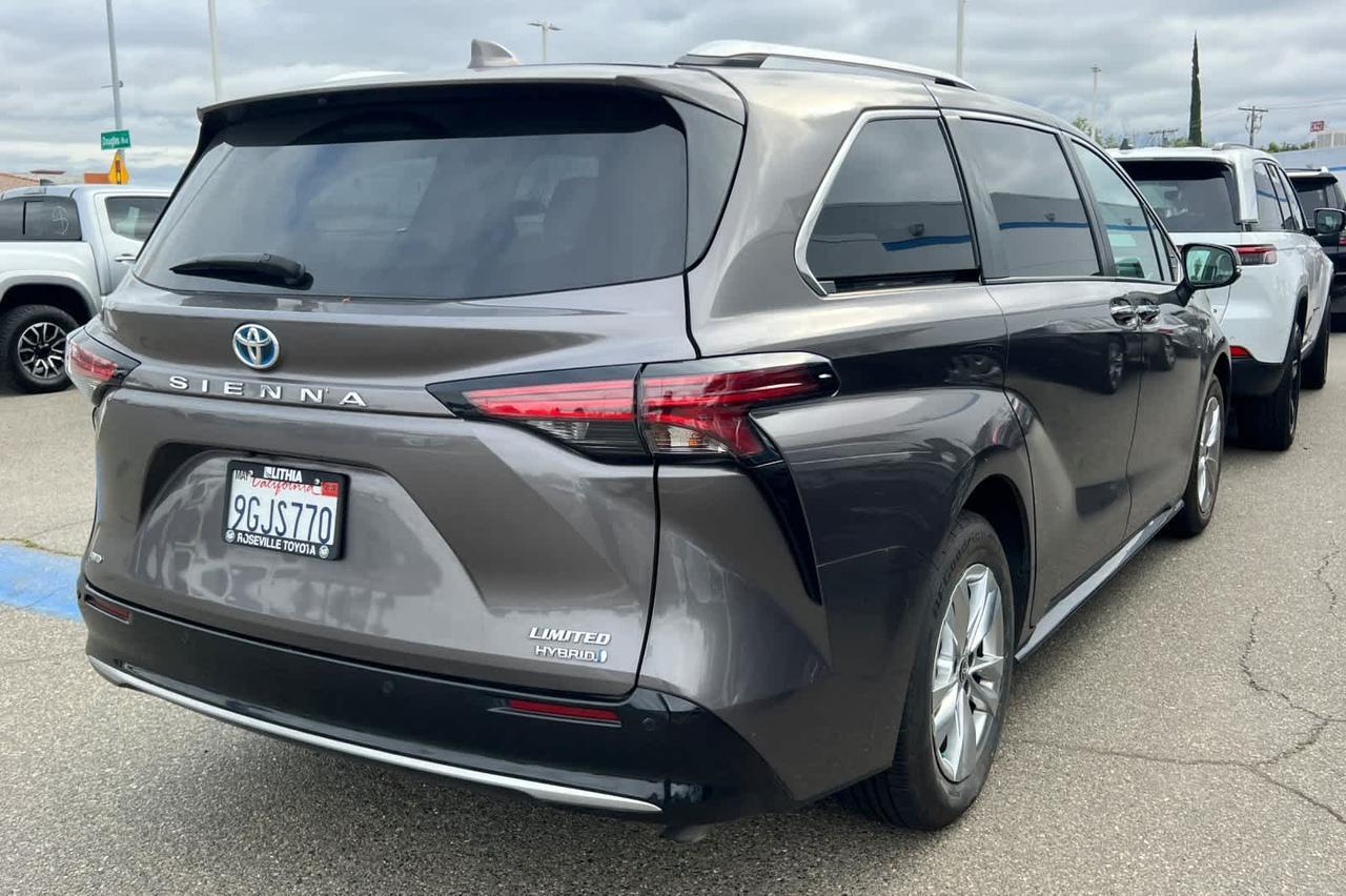 2023 Toyota Sienna Limited Roseville CA