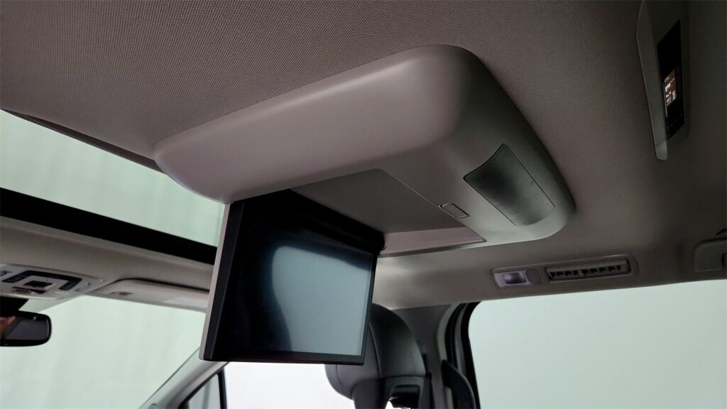 2023 Toyota Sienna Limited Laurel MD