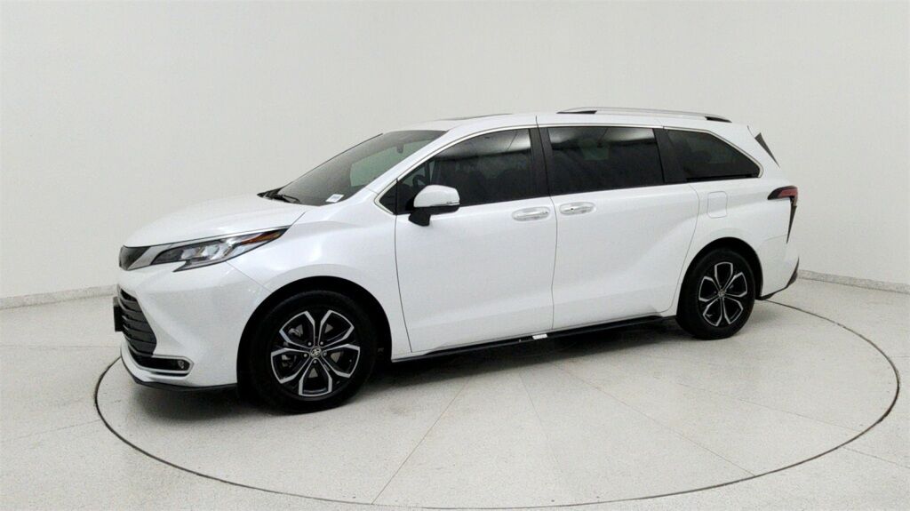 2023 Toyota Sienna Limited Laurel MD