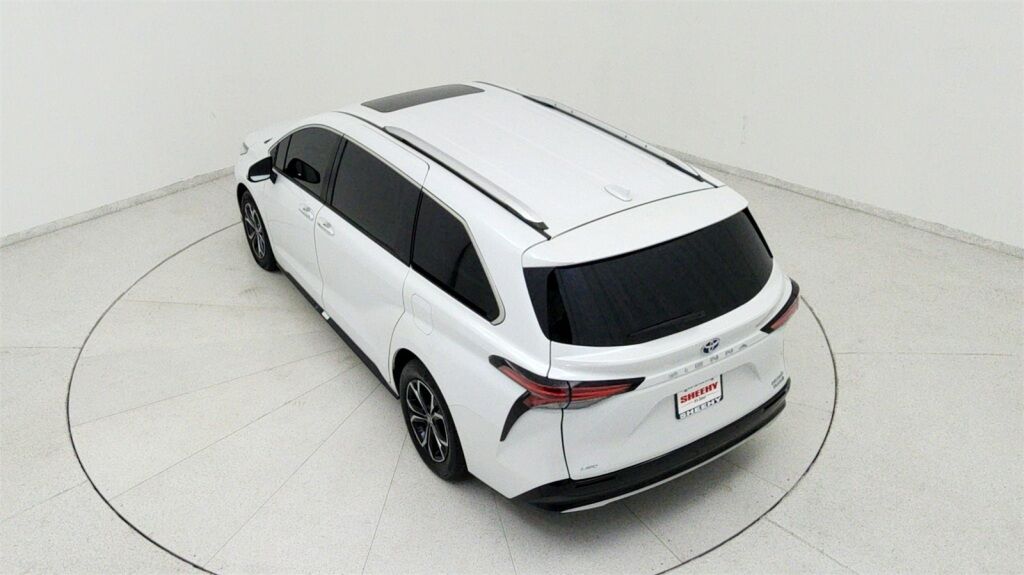 2023 Toyota Sienna Limited Laurel MD