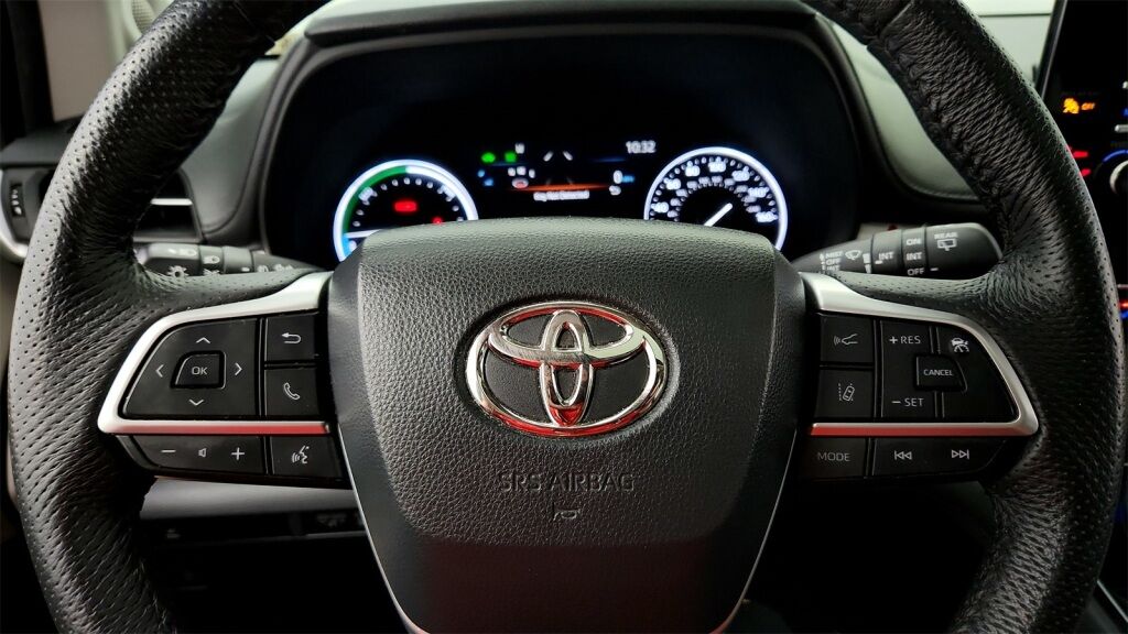 2023 Toyota Sienna Limited Laurel MD