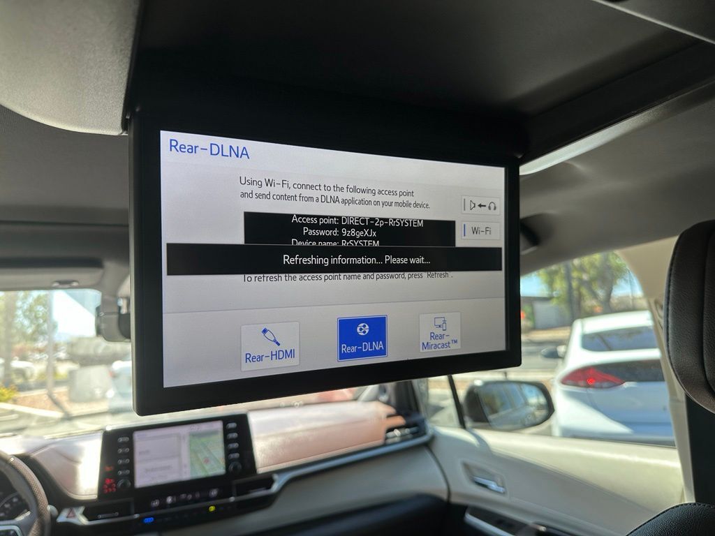 2023 Toyota Sienna Platinum Tucson AZ