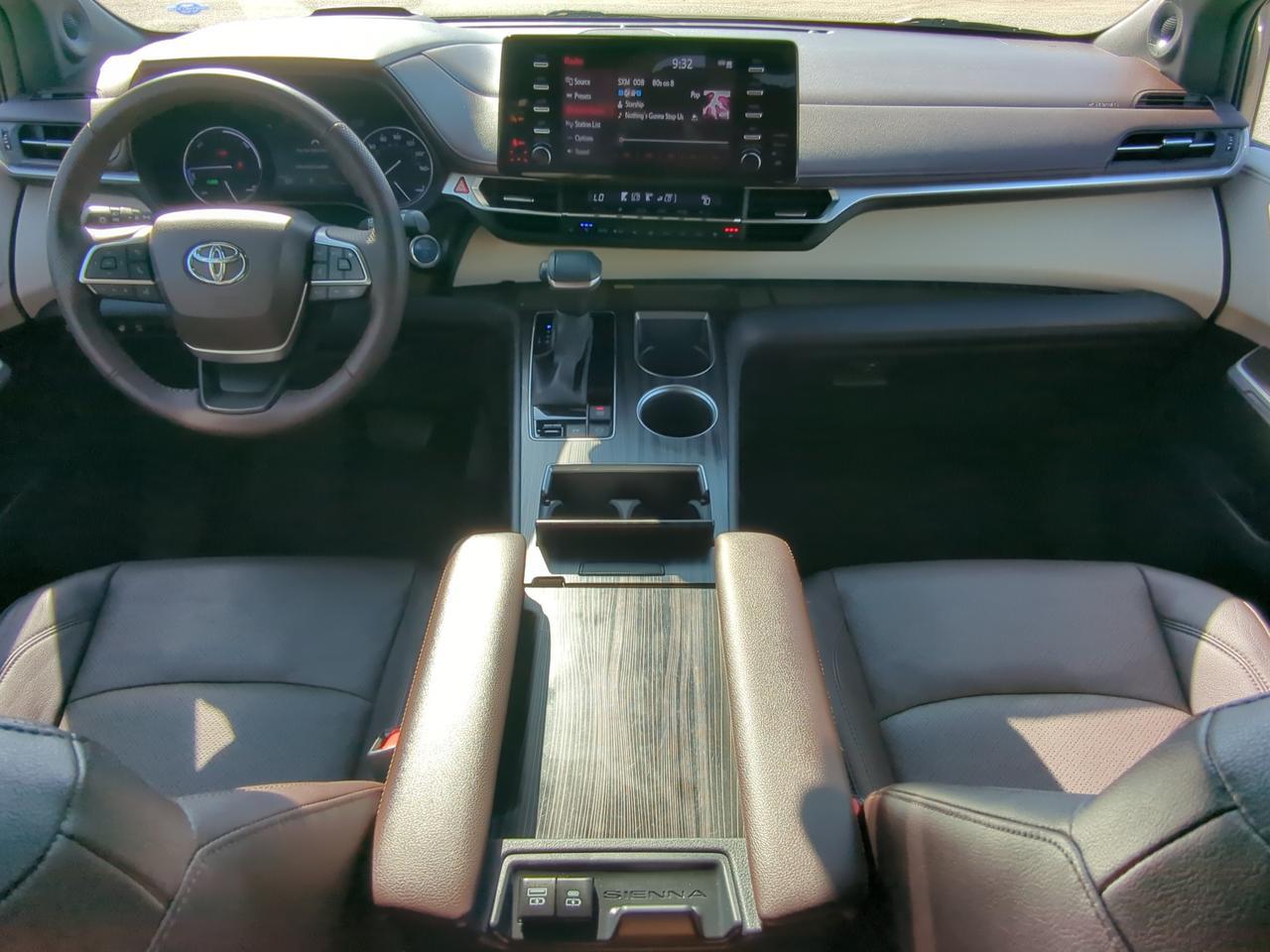 2023 Toyota Sienna Platinum Winder GA