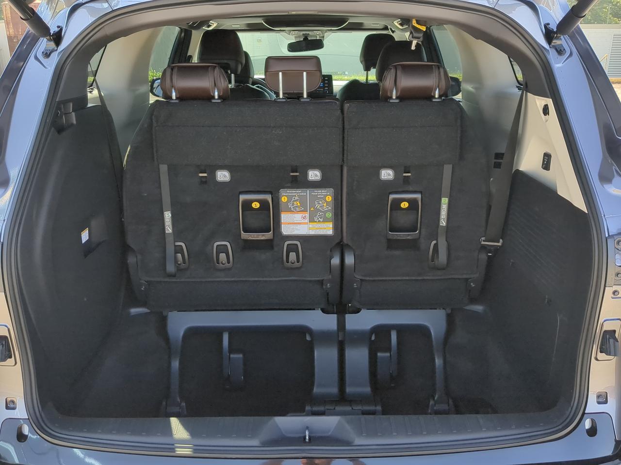 2023 Toyota Sienna Platinum Winder GA