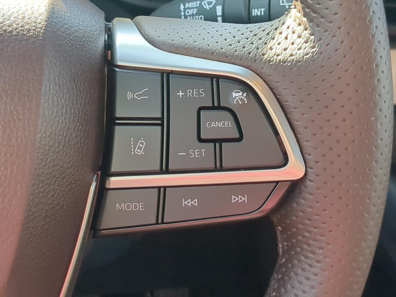 2023 Toyota Sienna Platinum Winder GA