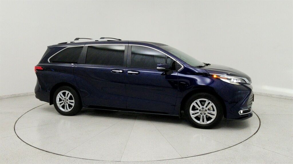 2023 Toyota Sienna Platinum Laurel MD
