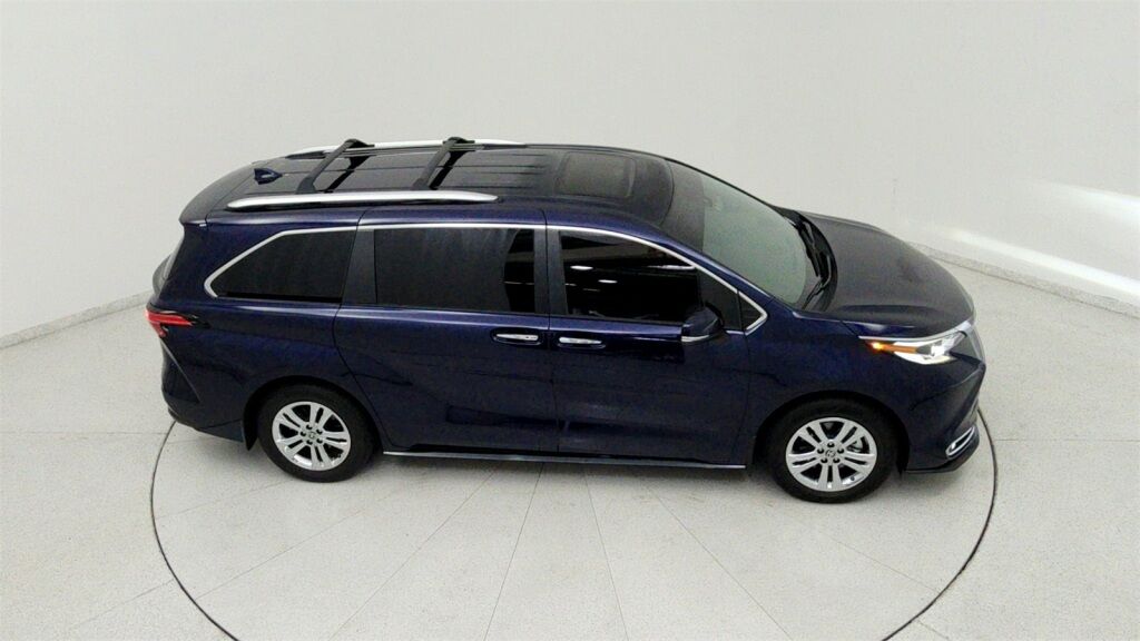 2023 Toyota Sienna Platinum Laurel MD