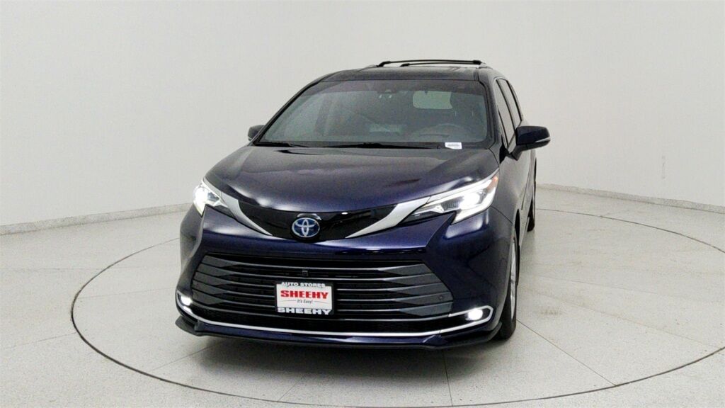 2023 Toyota Sienna Platinum Laurel MD