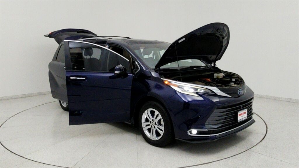 2023 Toyota Sienna Platinum Laurel MD