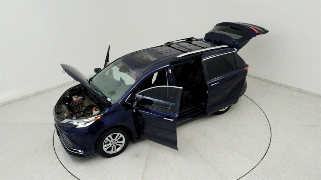 2023 Toyota Sienna Platinum Laurel MD