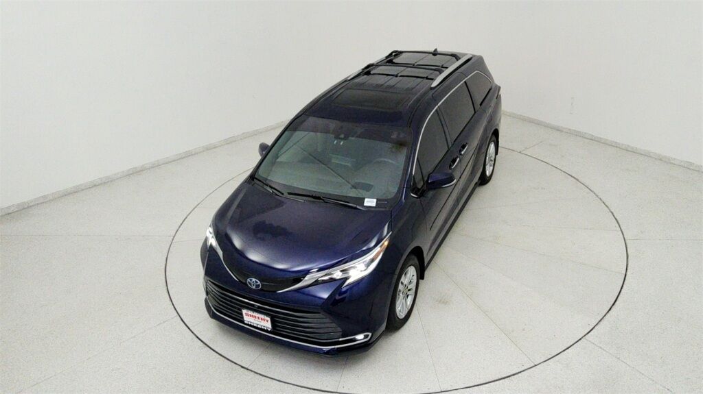2023 Toyota Sienna Platinum Laurel MD