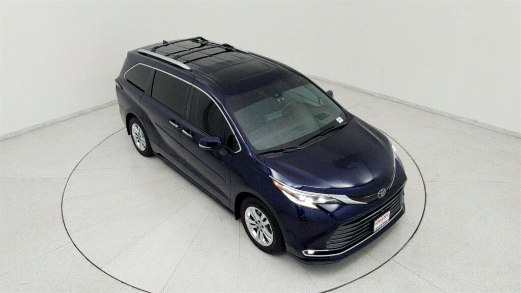 2023 Toyota Sienna Platinum Laurel MD