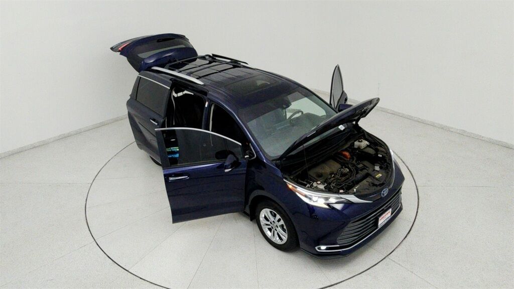 2023 Toyota Sienna Platinum Laurel MD