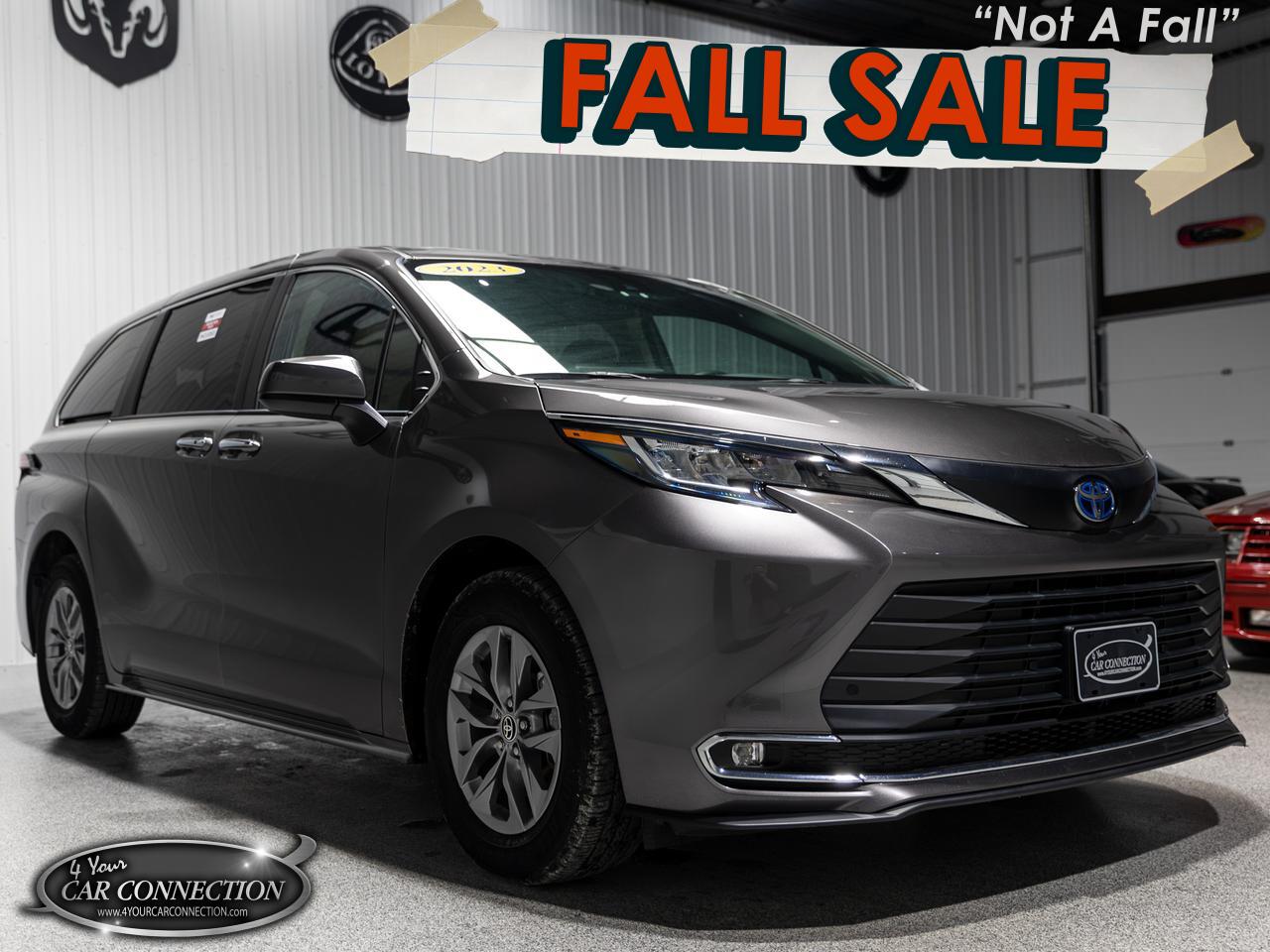 2023 Toyota Sienna XLE 7-Passenger Hybrid