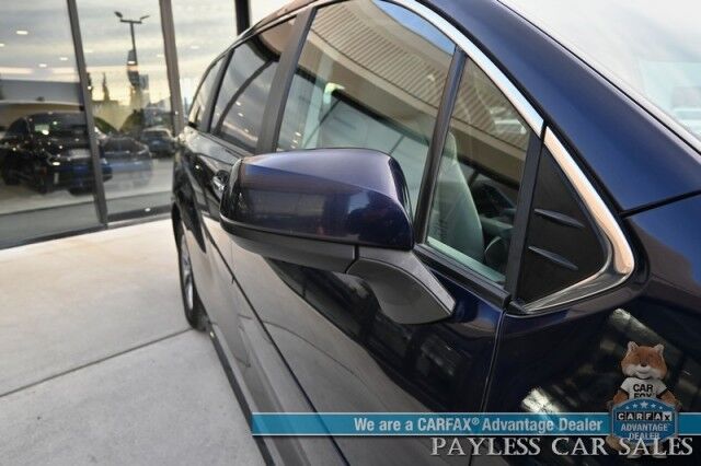 2023 Toyota Sienna XLE / AWD / Hybrid / Power & Heated Leather Seats / Sunroof / Adaptive Cruise / Lane Departure & Blind Spot / Rear Captain Chairs / 3rd Row / Seats 7 / Apple CarPlay & Android Auto / Back Up Camera / 36 MPG / 1-Owner Anchorage AK