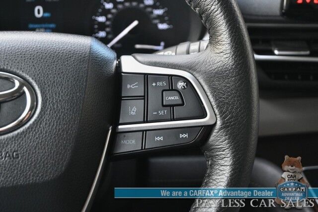 2023 Toyota Sienna XLE / AWD / Hybrid / Power & Heated Leather Seats / Sunroof / Adaptive Cruise / Lane Departure & Blind Spot / Rear Captain Chairs / 3rd Row / Seats 7 / Apple CarPlay & Android Auto / Back Up Camera / 36 MPG / 1-Owner Anchorage AK
