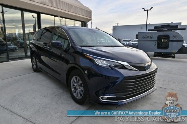2023 Toyota Sienna XLE / AWD / Hybrid / Power & Heated Leather Seats / Sunroof / Adaptive Cruise / Lane Departure & Blind Spot / Rear Captain Chairs / 3rd Row / Seats 7 / Apple CarPlay & Android Auto / Back Up Camera / 36 MPG / 1-Owner Anchorage AK