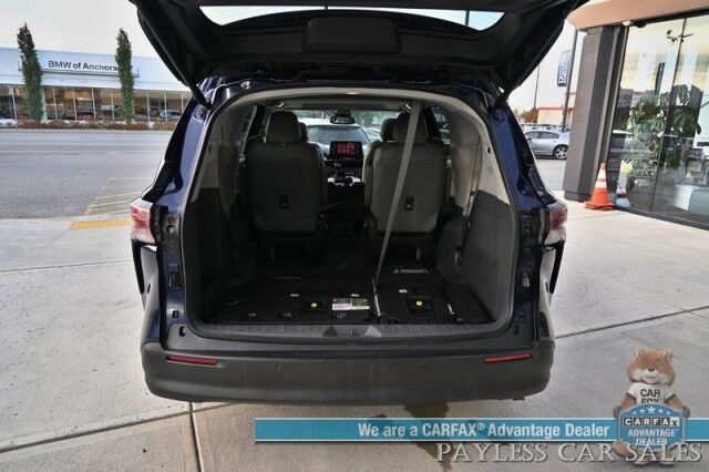 2023 Toyota Sienna XLE / AWD / Hybrid / Power & Heated Leather Seats / Sunroof / Adaptive Cruise / Lane Departure & Blind Spot / Rear Captain Chairs / 3rd Row / Seats 7 / Apple CarPlay & Android Auto / Back Up Camera / 36 MPG / 1-Owner Anchorage AK