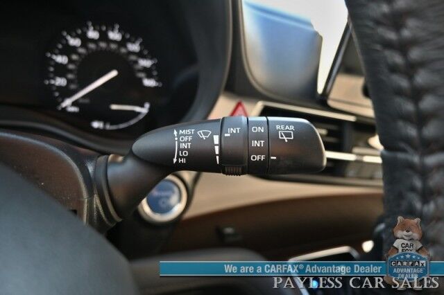 2023 Toyota Sienna XLE / AWD / Hybrid / Power & Heated Leather Seats / Sunroof / Adaptive Cruise / Lane Departure & Blind Spot / Rear Captain Chairs / 3rd Row / Seats 7 / Apple CarPlay & Android Auto / Back Up Camera / 36 MPG / 1-Owner Anchorage AK