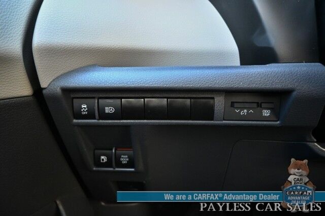 2023 Toyota Sienna XLE / AWD / Hybrid / Power & Heated Leather Seats / Sunroof / Adaptive Cruise / Lane Departure & Blind Spot / Rear Captain Chairs / 3rd Row / Seats 7 / Apple CarPlay & Android Auto / Back Up Camera / 36 MPG / 1-Owner Anchorage AK