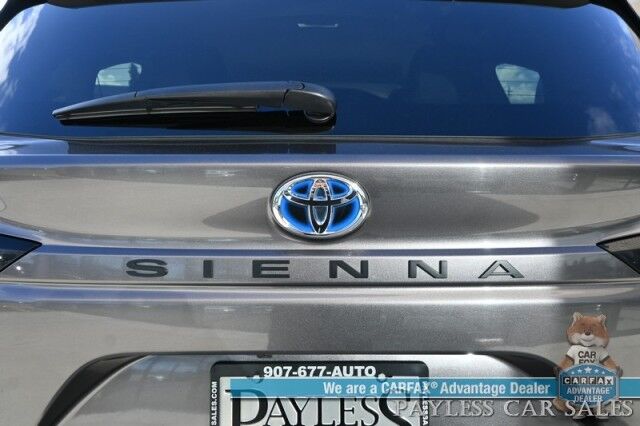 2023 Toyota Sienna XLE / AWD / Hybrid / Power & Heated Leather Seats / Sunroof / Adaptive Cruise / Lane Departure & Blind Spot / Rear Captain Chairs / 3rd Row / Seats 7 / Apple CarPlay & Android Auto / Back Up Camera / 36 MPG / 1-Owner Anchorage AK