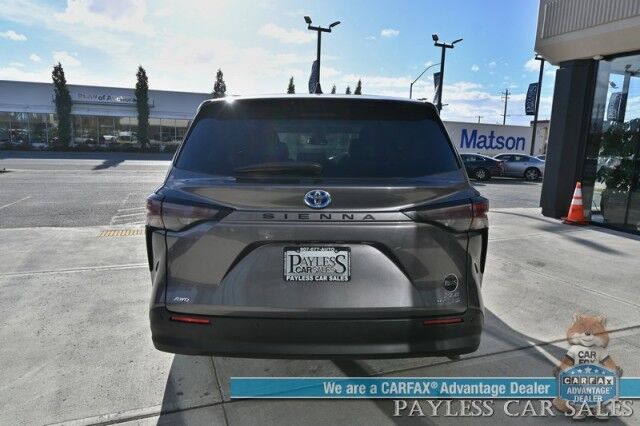 2023 Toyota Sienna XLE / AWD / Hybrid / Power & Heated Leather Seats / Sunroof / Adaptive Cruise / Lane Departure & Blind Spot / Rear Captain Chairs / 3rd Row / Seats 7 / Apple CarPlay & Android Auto / Back Up Camera / 36 MPG / 1-Owner Anchorage AK