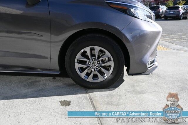 2023 Toyota Sienna XLE / AWD / Hybrid / Power & Heated Leather Seats / Sunroof / Adaptive Cruise / Lane Departure & Blind Spot / Rear Captain Chairs / 3rd Row / Seats 7 / Apple CarPlay & Android Auto / Back Up Camera / 36 MPG / 1-Owner Anchorage AK