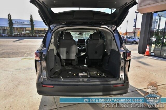 2023 Toyota Sienna XLE / AWD / Hybrid / Power & Heated Leather Seats / Sunroof / Adaptive Cruise / Lane Departure & Blind Spot / Rear Captain Chairs / 3rd Row / Seats 7 / Apple CarPlay & Android Auto / Back Up Camera / 36 MPG / 1-Owner Anchorage AK