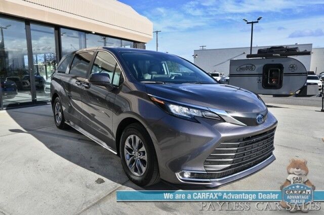 2023 Toyota Sienna XLE / AWD / Hybrid / Power & Heated Leather Seats / Sunroof / Adaptive Cruise / Lane Departure & Blind Spot / Rear Captain Chairs / 3rd Row / Seats 7 / Apple CarPlay & Android Auto / Back Up Camera / 36 MPG / 1-Owner Anchorage AK