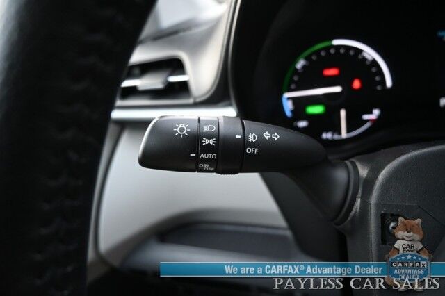 2023 Toyota Sienna XLE / AWD / Hybrid / Power & Heated Leather Seats / Sunroof / Adaptive Cruise / Lane Departure & Blind Spot / Rear Captain Chairs / 3rd Row / Seats 7 / Apple CarPlay & Android Auto / Back Up Camera / 36 MPG / 1-Owner Anchorage AK 2023 Toyota Sienna XLE / AWD / Hybrid / Power & Heated Leather Seats / Sunroof / Adaptive Cruise / Lane Departure & Blind Spot / Rear Captain Chairs / 3rd Row / Seats 7 / Apple CarPlay & Android Auto / Back Up Camera / 36 MPG / 1-Owner Anchorage AK