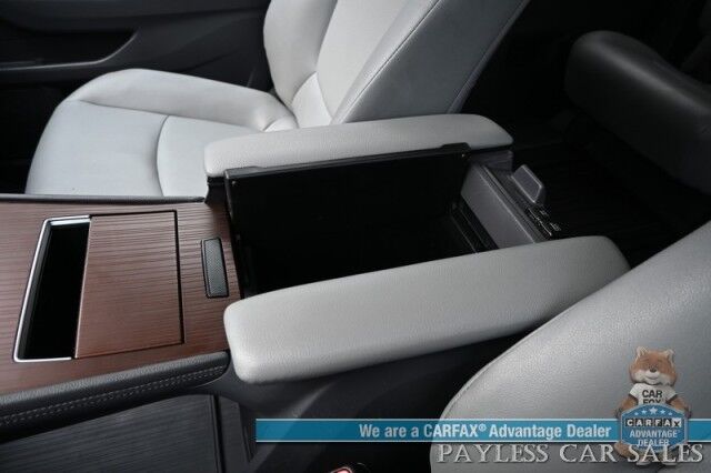 2023 Toyota Sienna XLE / AWD / Hybrid / Power & Heated Leather Seats / Sunroof / Adaptive Cruise / Lane Departure & Blind Spot / Rear Captain Chairs / 3rd Row / Seats 7 / Apple CarPlay & Android Auto / Back Up Camera / 36 MPG / 1-Owner Anchorage AK