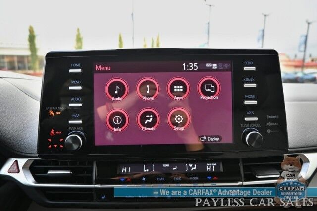 2023 Toyota Sienna XLE / AWD / Hybrid / Power & Heated Leather Seats / Sunroof / Adaptive Cruise / Lane Departure & Blind Spot / Rear Captain Chairs / 3rd Row / Seats 7 / Apple CarPlay & Android Auto / Back Up Camera / 36 MPG / 1-Owner Anchorage AK