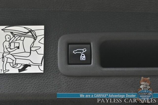 2023 Toyota Sienna XLE / AWD / Hybrid / Power & Heated Leather Seats / Sunroof / Adaptive Cruise / Lane Departure & Blind Spot / Rear Captain Chairs / 3rd Row / Seats 7 / Apple CarPlay & Android Auto / Back Up Camera / 36 MPG / 1-Owner Anchorage AK