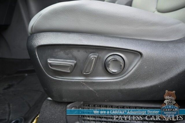 2023 Toyota Sienna XLE / AWD / Hybrid / Power & Heated Leather Seats / Sunroof / Adaptive Cruise / Lane Departure & Blind Spot / Rear Captain Chairs / 3rd Row / Seats 7 / Apple CarPlay & Android Auto / Back Up Camera / 36 MPG / 1-Owner Anchorage AK