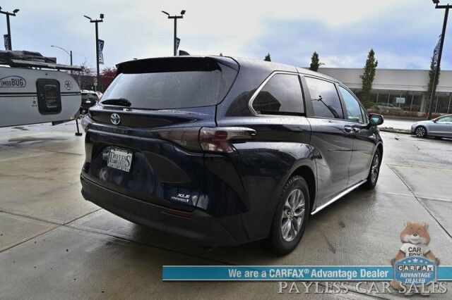 2023 Toyota Sienna XLE / AWD / Hybrid / Power & Heated Leather Seats / Sunroof / Adaptive Cruise / Lane Departure & Blind Spot / Rear Captain Chairs / 3rd Row / Seats 7 / Apple CarPlay & Android Auto / Back Up Camera / 36 MPG / 1-Owner Anchorage AK