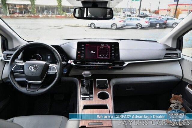 2023 Toyota Sienna XLE / AWD / Hybrid / Power & Heated Leather Seats / Sunroof / Adaptive Cruise / Lane Departure & Blind Spot / Rear Captain Chairs / 3rd Row / Seats 7 / Apple CarPlay & Android Auto / Back Up Camera / 36 MPG / 1-Owner Anchorage AK