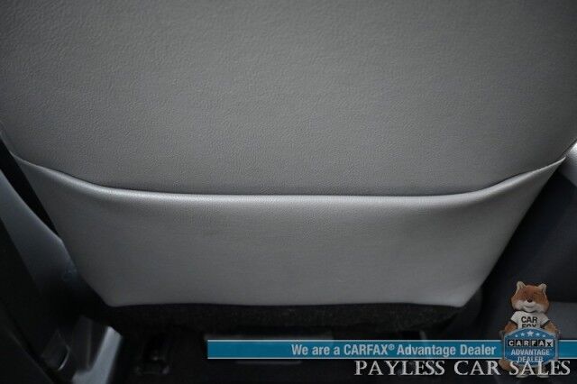 2023 Toyota Sienna XLE / AWD / Hybrid / Power & Heated Leather Seats / Sunroof / Adaptive Cruise / Lane Departure & Blind Spot / Rear Captain Chairs / 3rd Row / Seats 7 / Apple CarPlay & Android Auto / Back Up Camera / 36 MPG / 1-Owner Anchorage AK