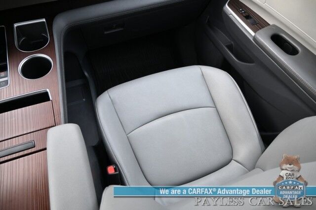2023 Toyota Sienna XLE / AWD / Hybrid / Power & Heated Leather Seats / Sunroof / Adaptive Cruise / Lane Departure & Blind Spot / Rear Captain Chairs / 3rd Row / Seats 7 / Apple CarPlay & Android Auto / Back Up Camera / 36 MPG / 1-Owner Anchorage AK