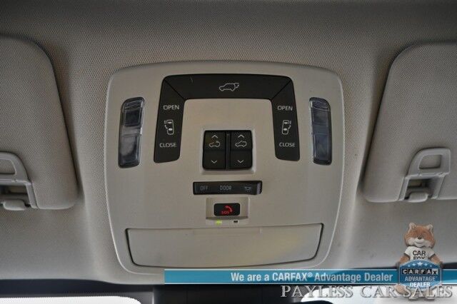 2023 Toyota Sienna XLE / AWD / Hybrid / Power & Heated Leather Seats / Sunroof / Adaptive Cruise / Lane Departure & Blind Spot / Rear Captain Chairs / 3rd Row / Seats 7 / Apple CarPlay & Android Auto / Back Up Camera / 36 MPG / 1-Owner Anchorage AK